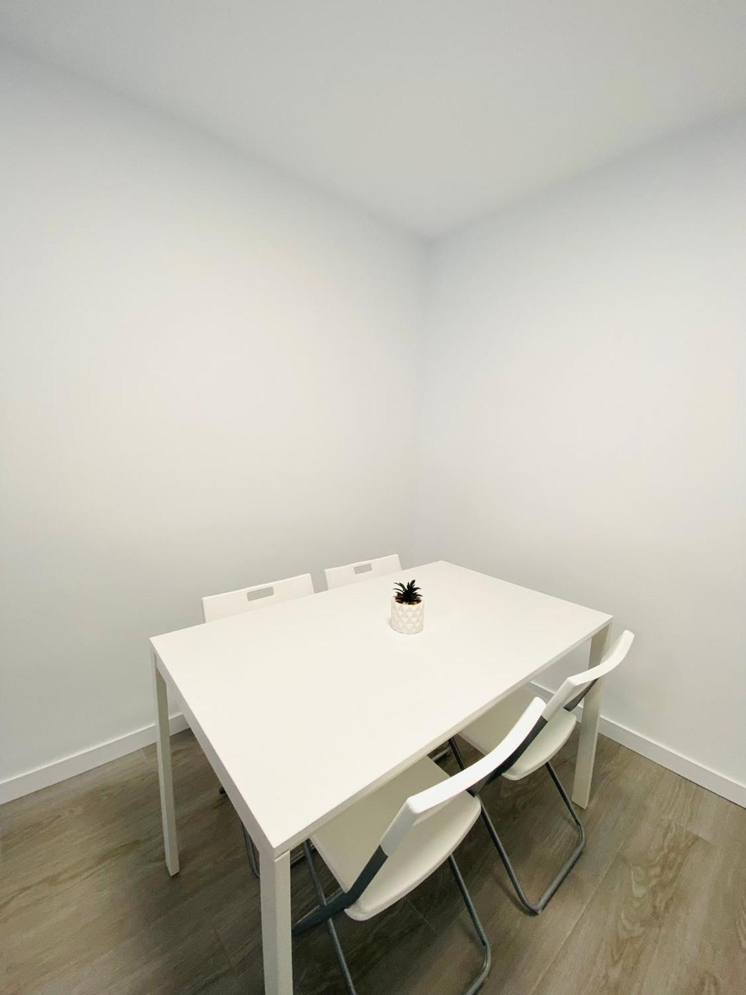 Apartamento En Malaga Junto A Estacion De Metro By Mo Exterior photo