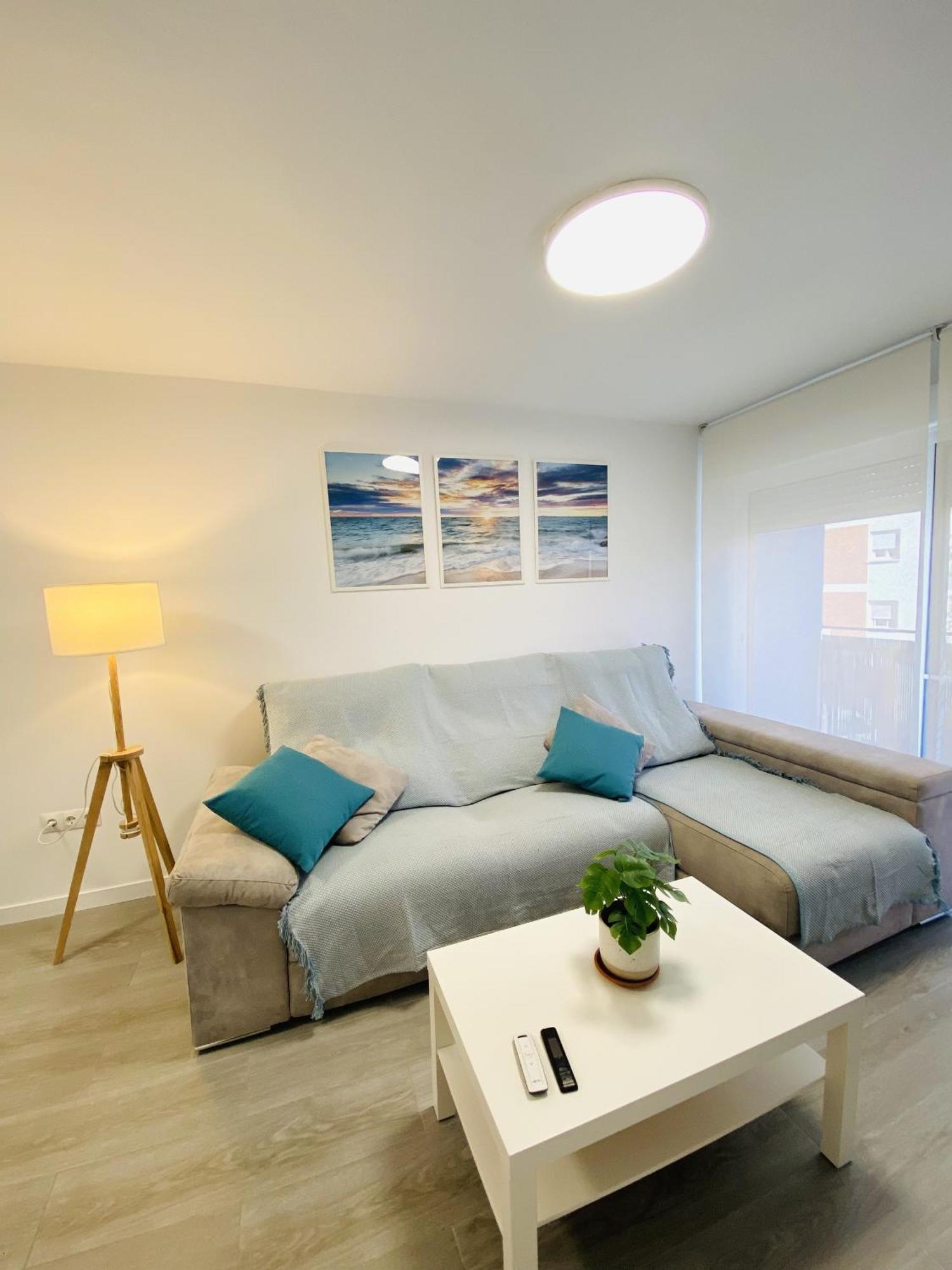 Apartamento En Malaga Junto A Estacion De Metro By Mo Exterior photo